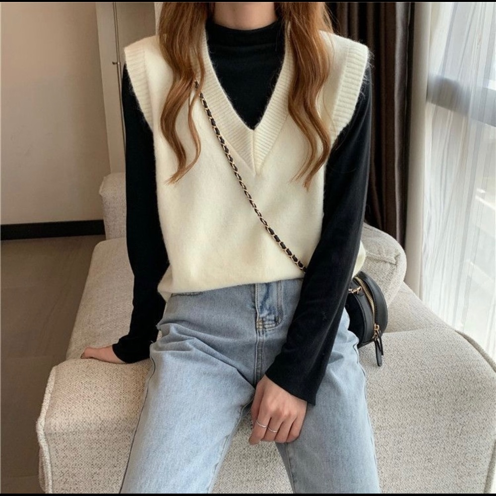Plain Knit Vest